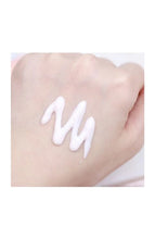 Load image into Gallery viewer, KAHI - Wrinkle Bounce Essential Sunscreen 50Ml